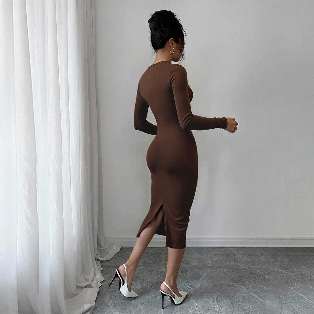 Robe midi ajustée en jersey pour femmes avec détail torsadé et manches longues Levoire