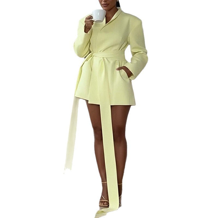Veste d'été élégante pour femmes avec ceinture à nouer et poches pratiques Levoire