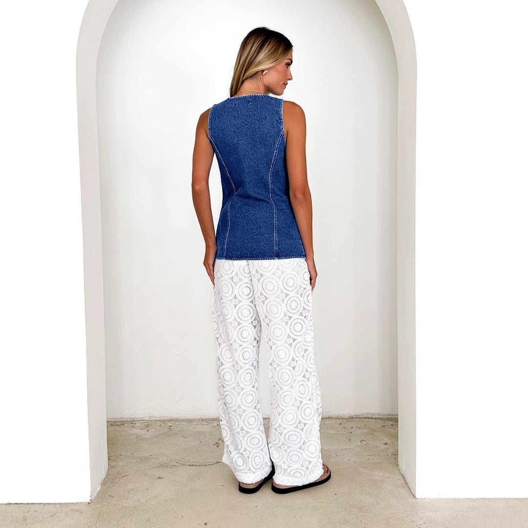 Gilet en denim pour femmes avec coupe ajustée et détails boutonnés Levoire