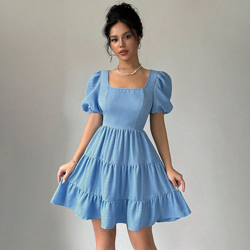 Robe pour femmes avec manches bouffantes et ourlet à volants Levoire
