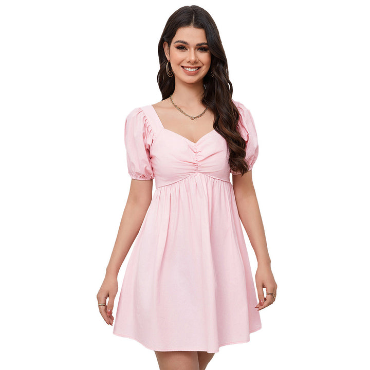 Robe décontractée pour femmes avec des manches bouffantes et un élégant ruissellement Levoire