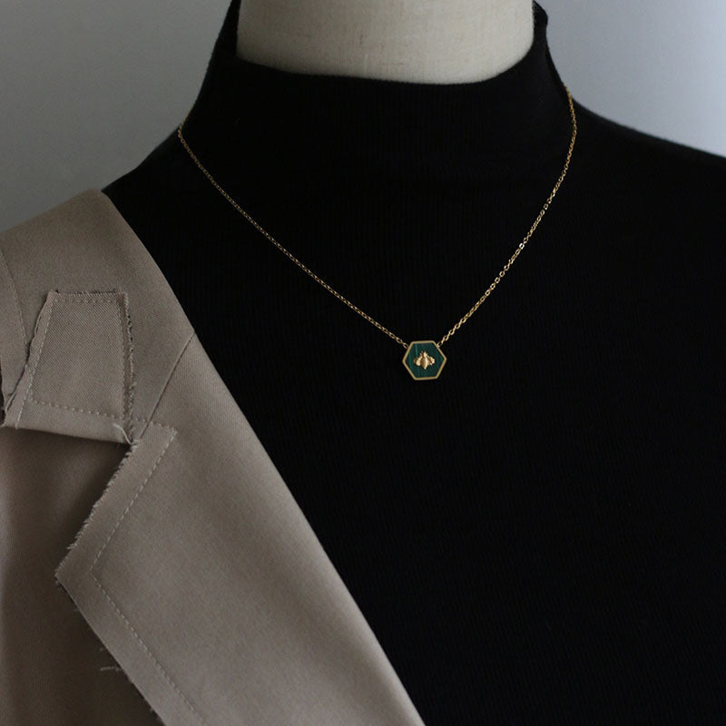 Levoire | Collier Avec Pendentif Abeille