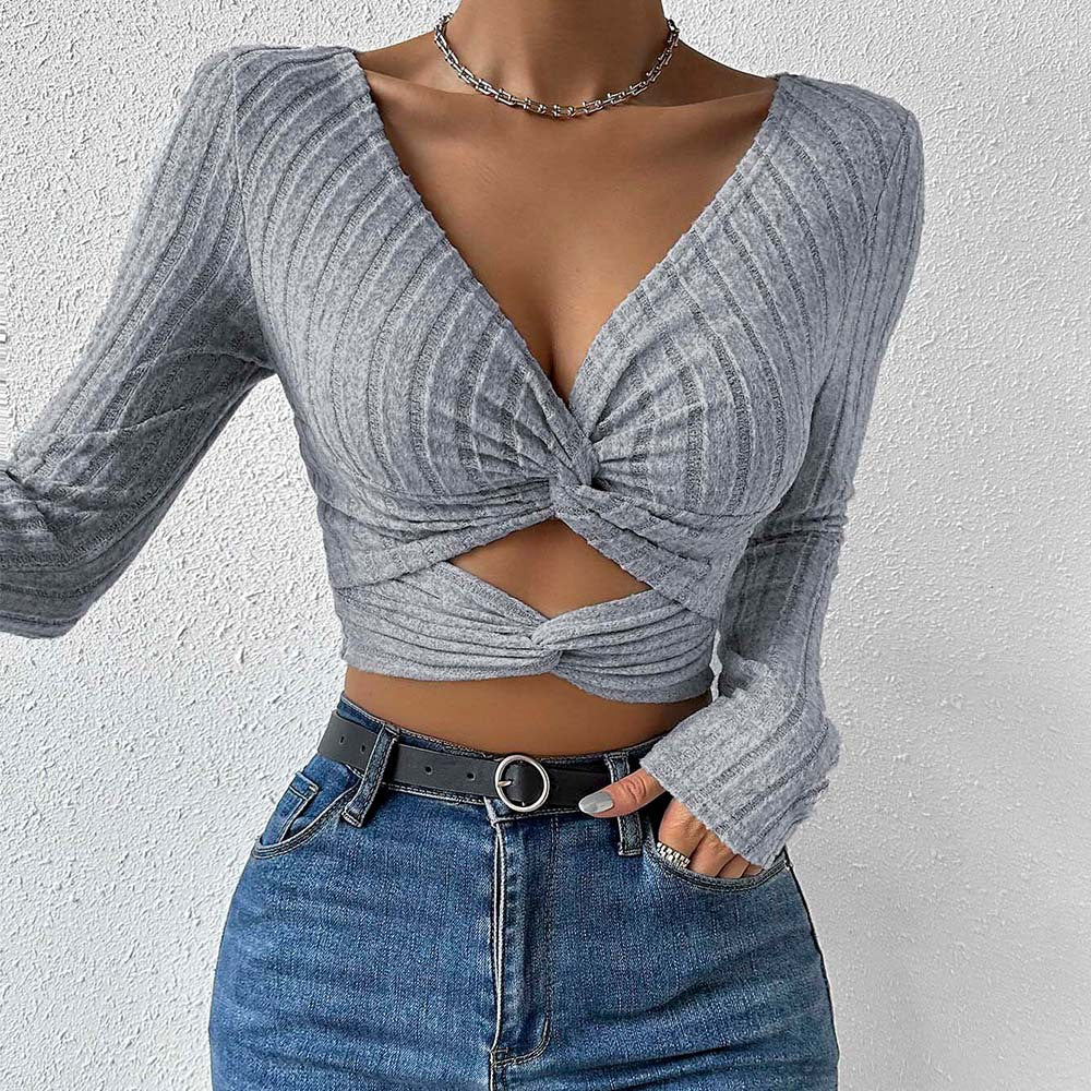 Haut court pour femmes avec design intemporel twist et manches longues Levoire