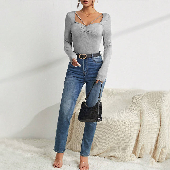 Body à manches longues pour femmes avec un décolleté en V à la mode et des détails sophistiqués sur les épaules Levoire