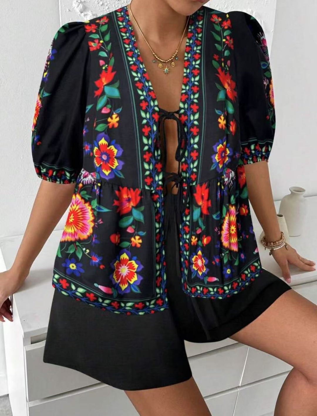 Chemisier femme avec motif floral coloré et coupe décontractée Levoire