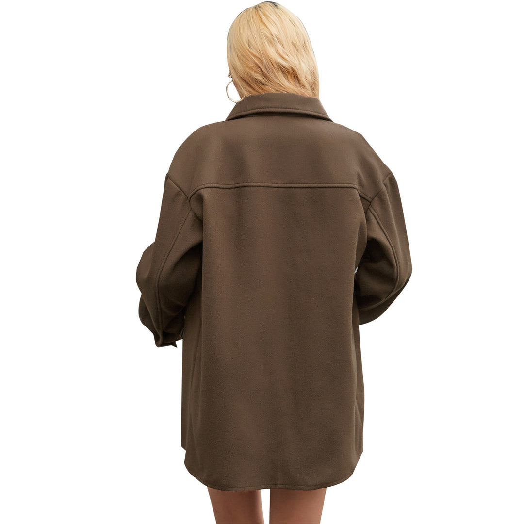 Blouson chemise surdimensionné décontracté pour femmes en matériau doux avec poches pratiques Levoire