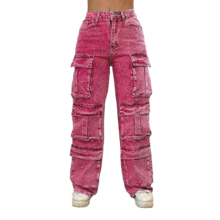 Pantalon cargo femme avec poches tendance et un effet délavé moderne Levoire
