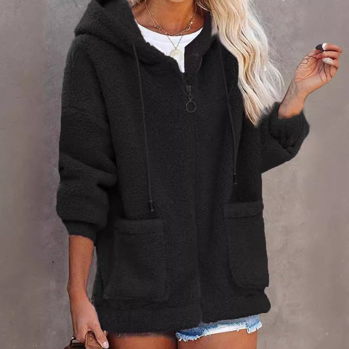 Veste à capuche en polaire pour femmes avec poches pratiques et capuche de haute qualité Levoire