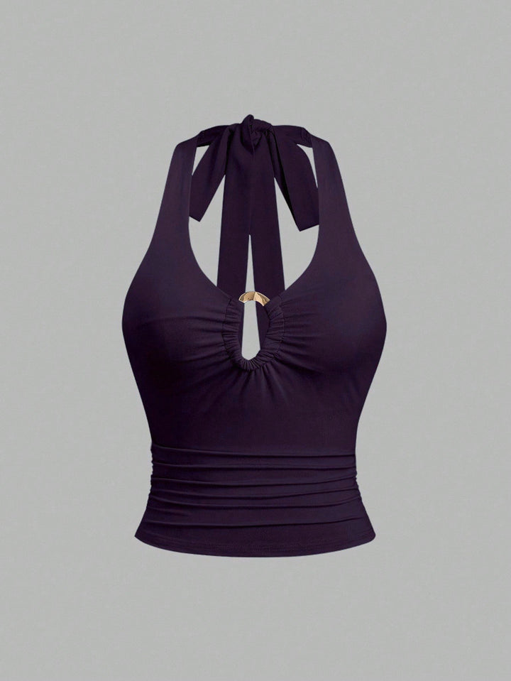 Top court pour femmes avec un design halter à la mode et une bande de lien chic Levoire