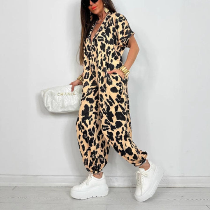 Combinaison oversize pour femmes avec un imprimé léopard moderne et des poches pratiques Levoire