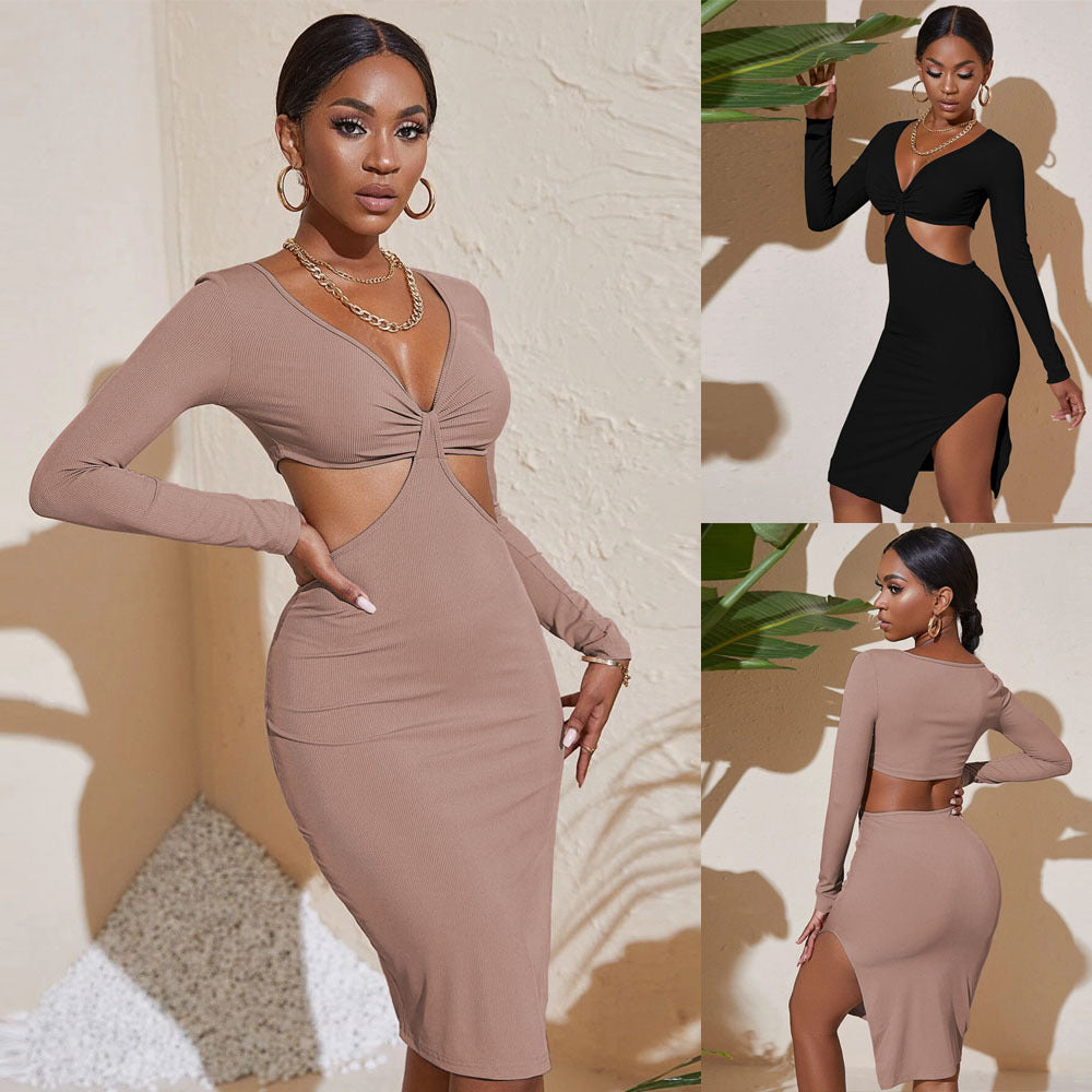 Robe mini à décolleté, ajustée et découpée pour femme, avec des manches longues et un détail en torsion raffiné Levoire