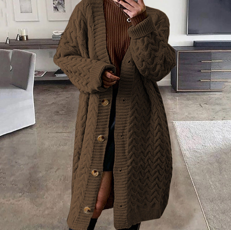 Cardigan en tricot pour femmes avec un design en câble volumineux et des fermetures à boutons pratiques Levoire