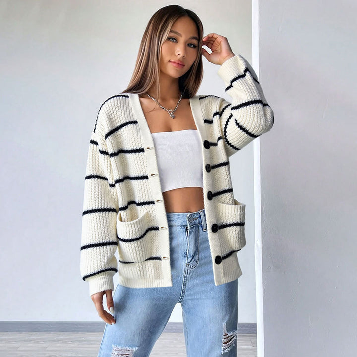 Gilet femme à manches longues avec des détails de rayures classiques Levoire