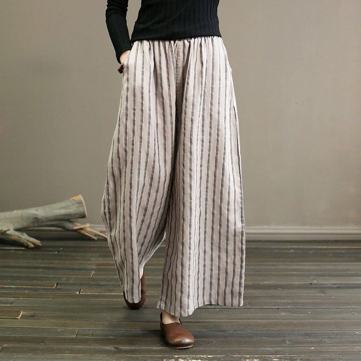 Levoire | Pantalon Décontracté Rayé Avec Jambes Amples Beige
