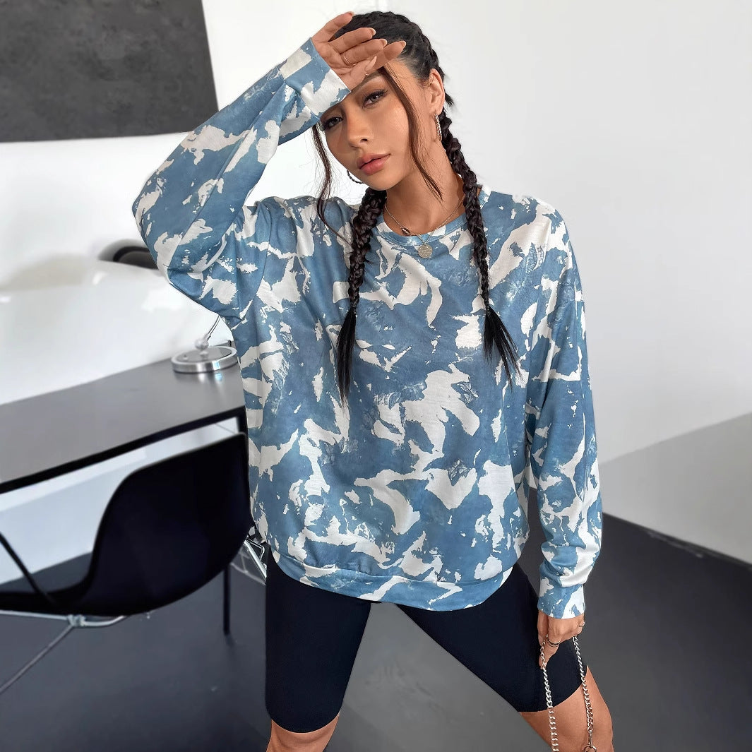 Sweatshirt décontracté pour femmes avec un motif camouflage moderne et une coupe oversize Levoire
