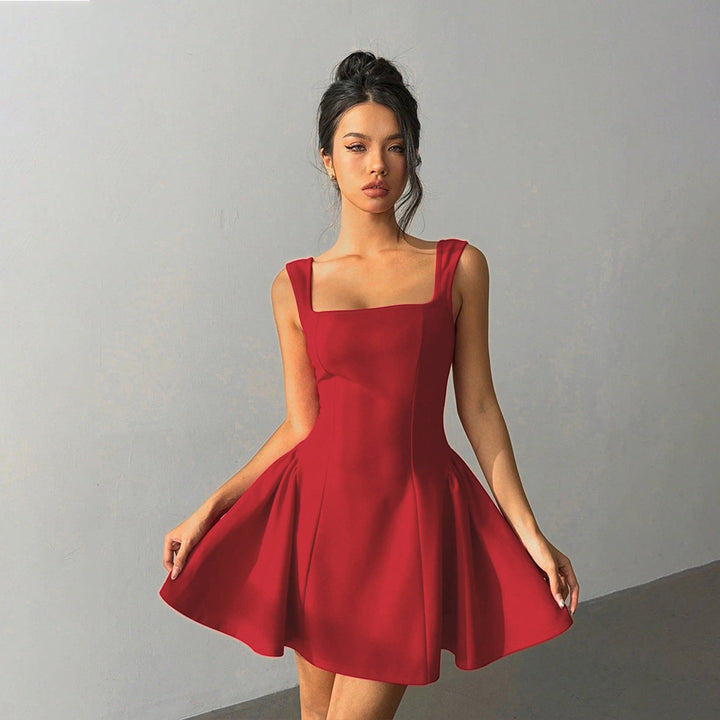 Robe pour femme à coupe ajustée et décolleté carré élégant Levoire