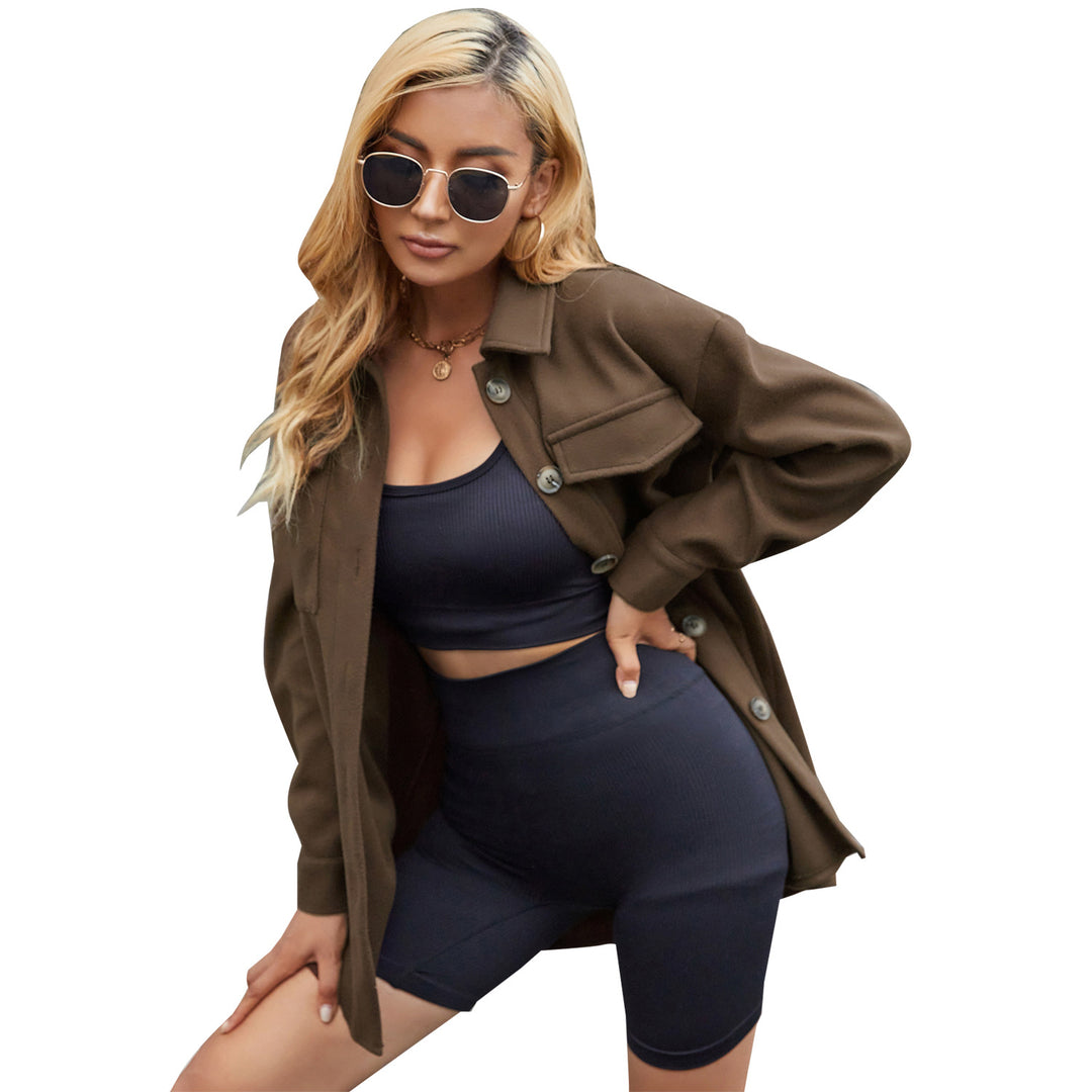 Blouson chemise surdimensionné décontracté pour femmes en matériau doux avec poches pratiques Levoire