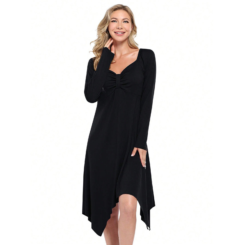 Robe longue asymétrique pour femmes avec manches longues et haut froncé Levoire