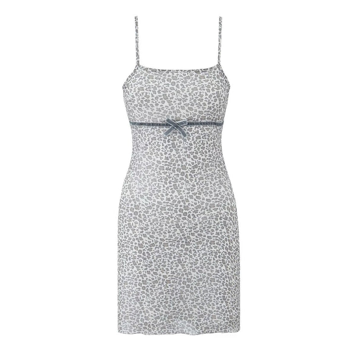 Levoire | Robe soleil mini à bretelles simples Gris