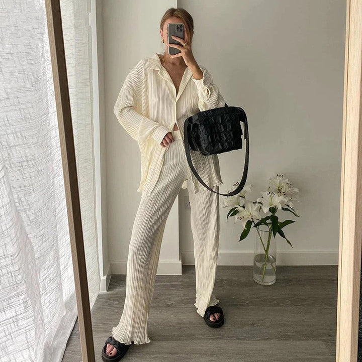 Levoire | Ensemble noir pour femmes avec jambes larges