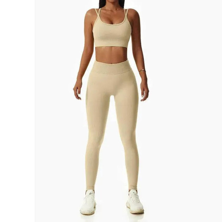 Levoire | Vêtement de sport pour femmes Pantalon avec bretelles Khaki