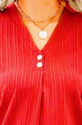 Blouse Femme à Col V avec Fines Rayures et Détails Bouton Levoire