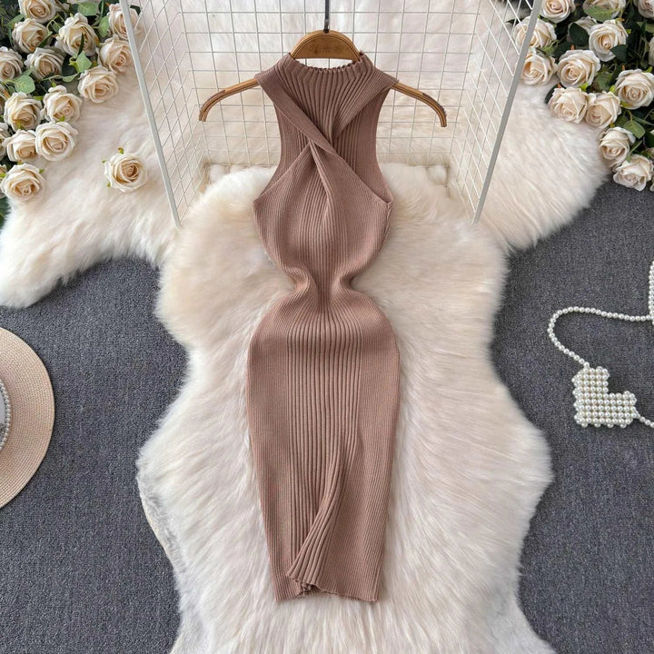 Levoire | Tenue de soirée à encolure américaine en tricot Braun Taille libre