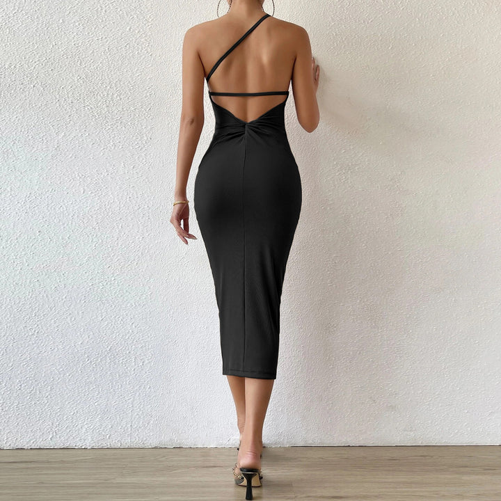 Robe midi ajustée pour femmes avec design asymétrique Levoire
