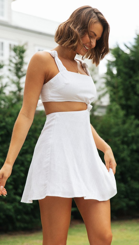Ensemble Femme Deux Pièces avec Top Court et Mini Jupe Levoire