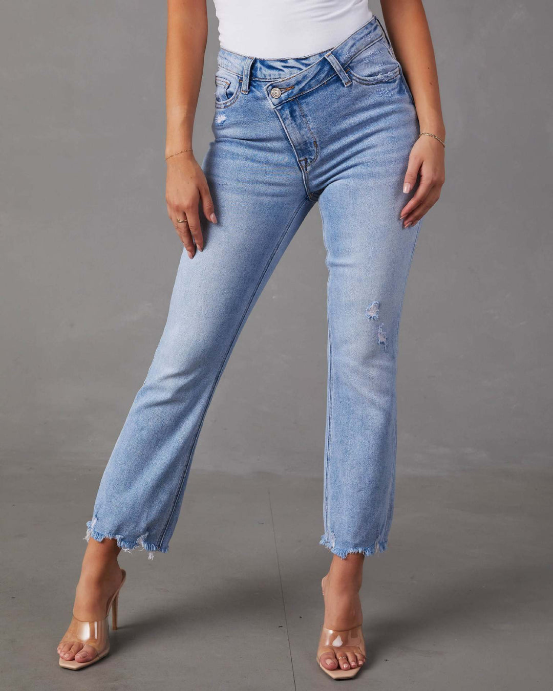 Jeans Mom pour femmes avec ourlet effiloché Levoire
