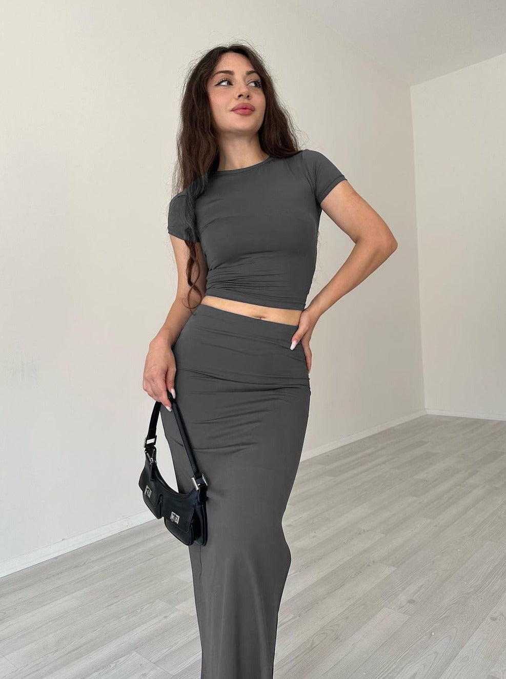 Levoire | Gris Col Rond Top Court Et Jupe Ensemble