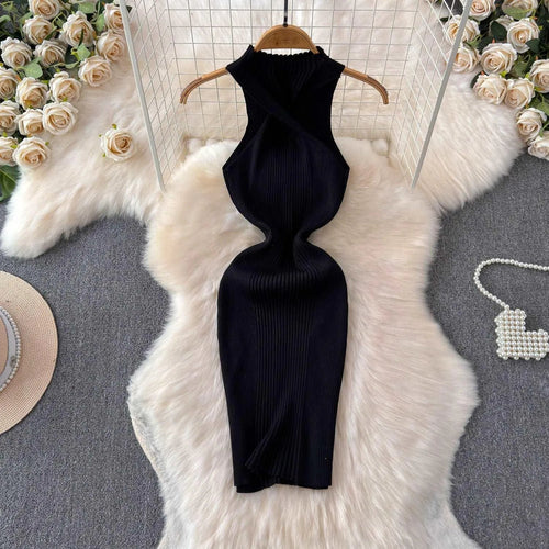 Levoire | Tenue de soirée à encolure américaine en tricot