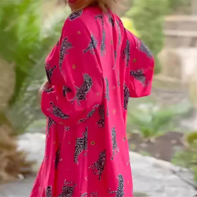 Levoire | Robe plus décolleté en V à manches courtes Robe imprimée