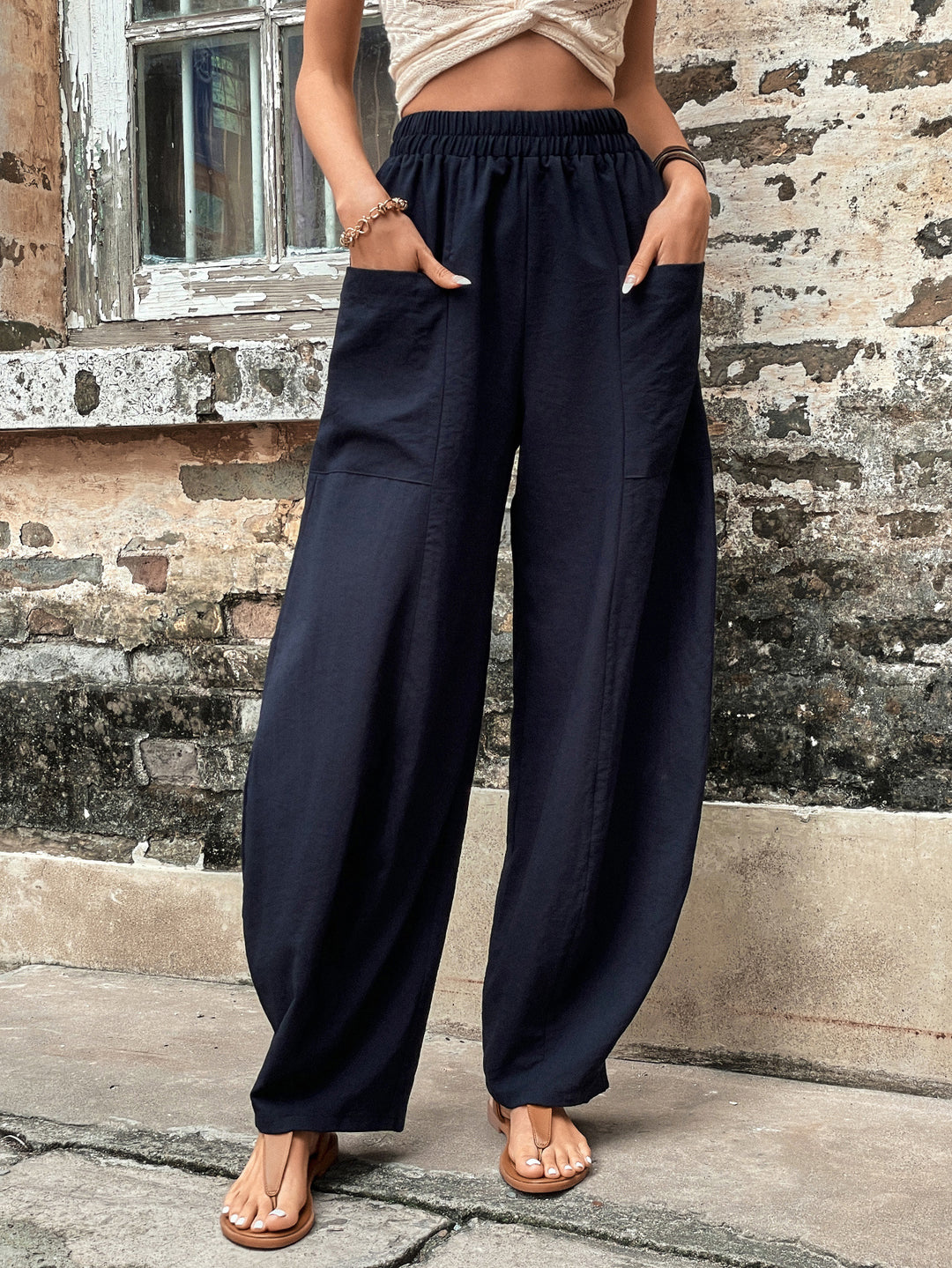 Pantalons larges harem décontractés pour femmes avec taille élastique et poches pratiques Levoire