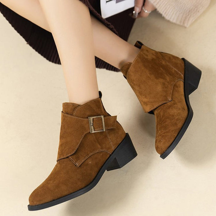 Levoire | Élégant Bottes Chunky À Talon Et À Boucle En Vin Pour Femmes