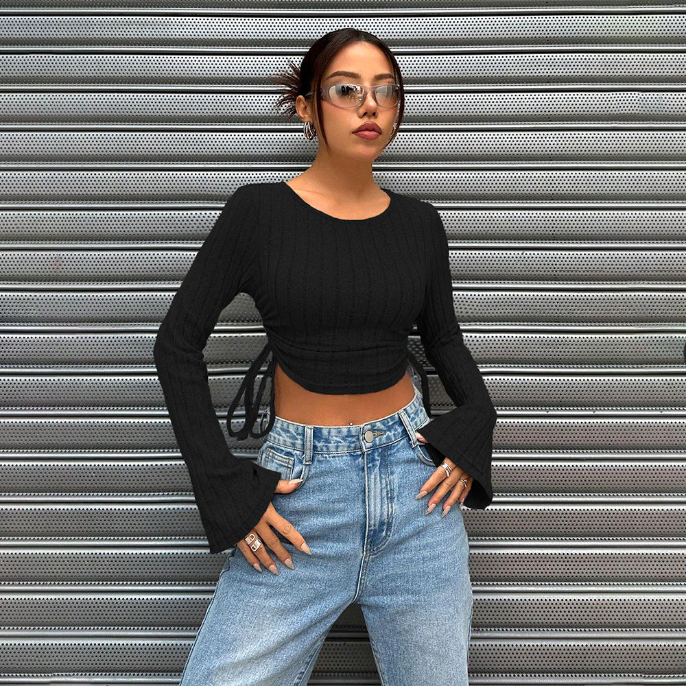Top à manches longues crop pour femmes avec un tricot côtelé à la mode et un détail à nouer Levoire