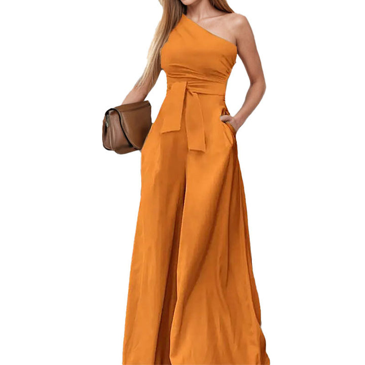 Combinaison élégante pour femme à une épaule avec ceinture à la taille et jambes larges Levoire