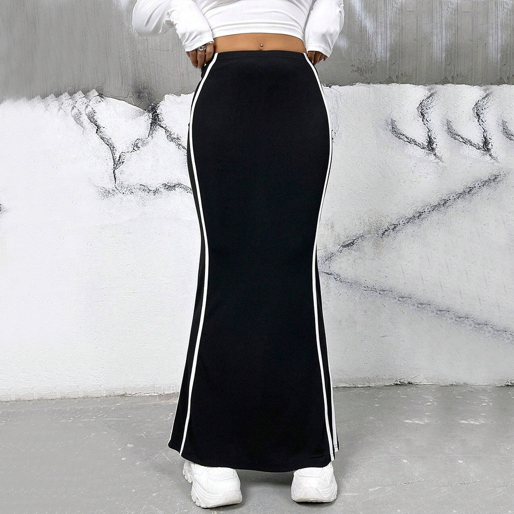 Jupe maxi pour femme avec des bandes latérales et une coupe près du corps Levoire