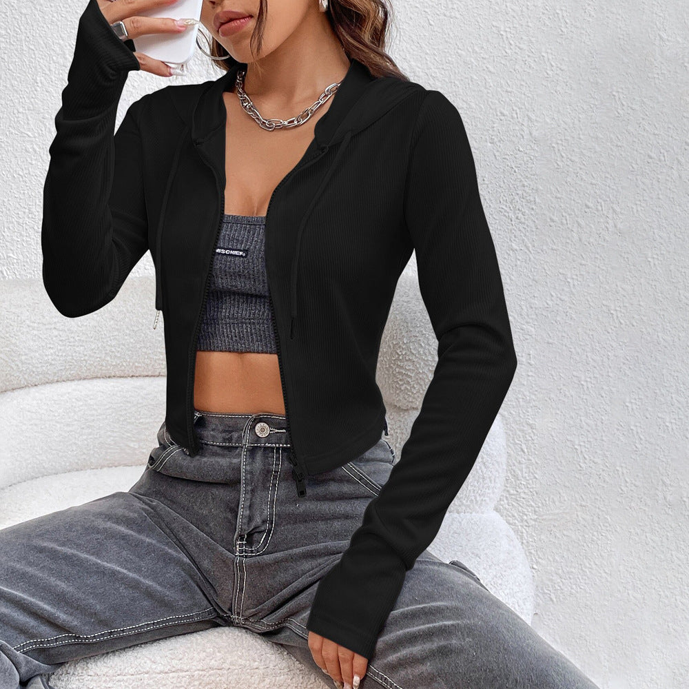 Sweat à capuche court pour femmes avec capuche à la mode et fermeture éclair Levoire