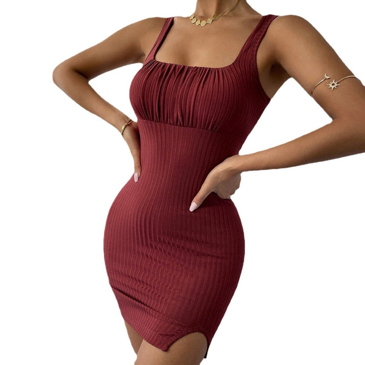 Robe ajustée en rib métrique pour femmes avec décolleté carré et fente haute Levoire