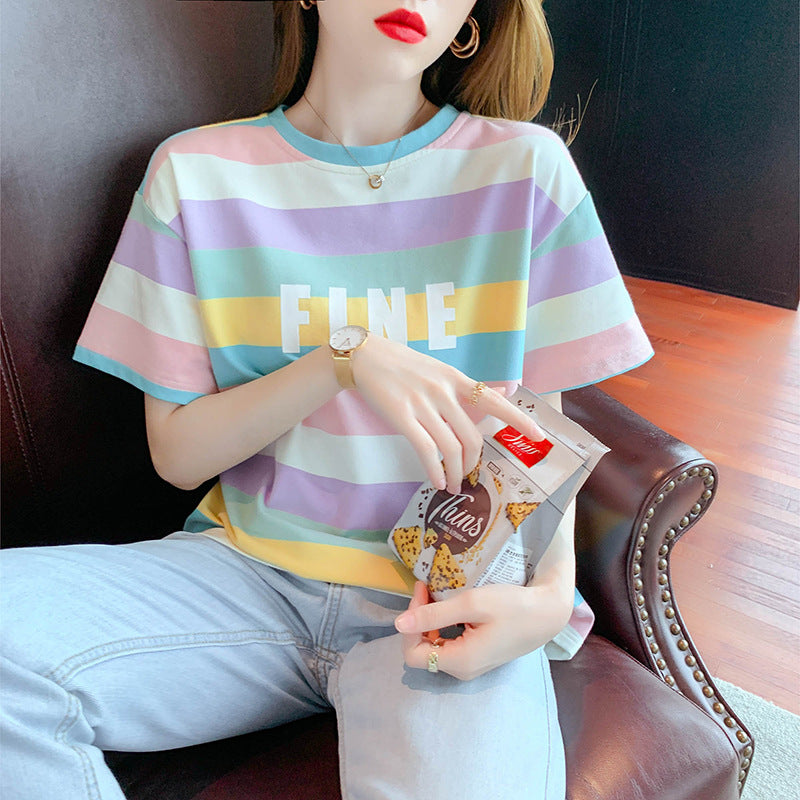 T-shirt femme avec motif rayé coloré et lettrage créatif Levoire