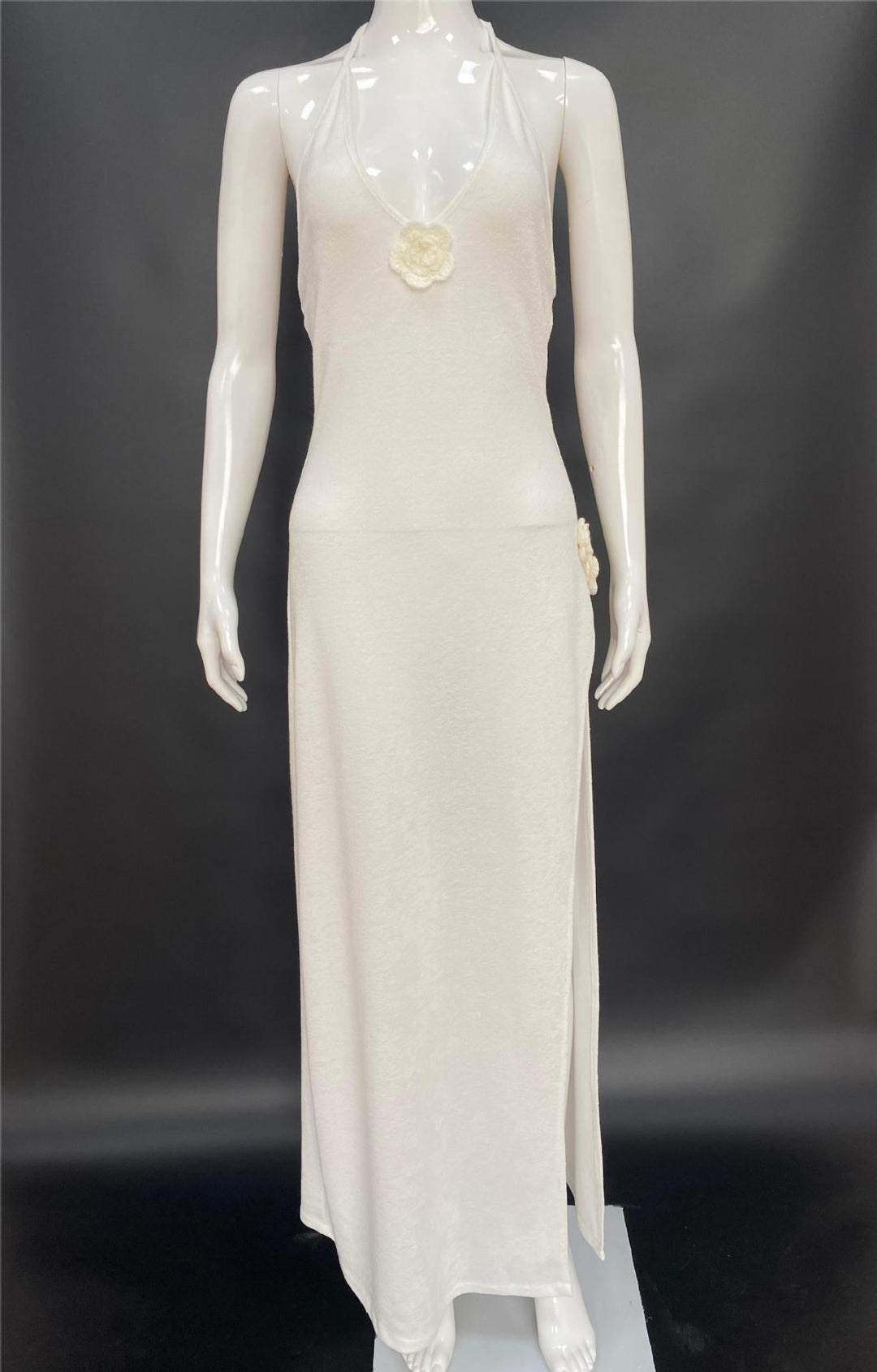 Levoire | Chic Épaules Exposées Belle Robe Tricot Blanc en stock