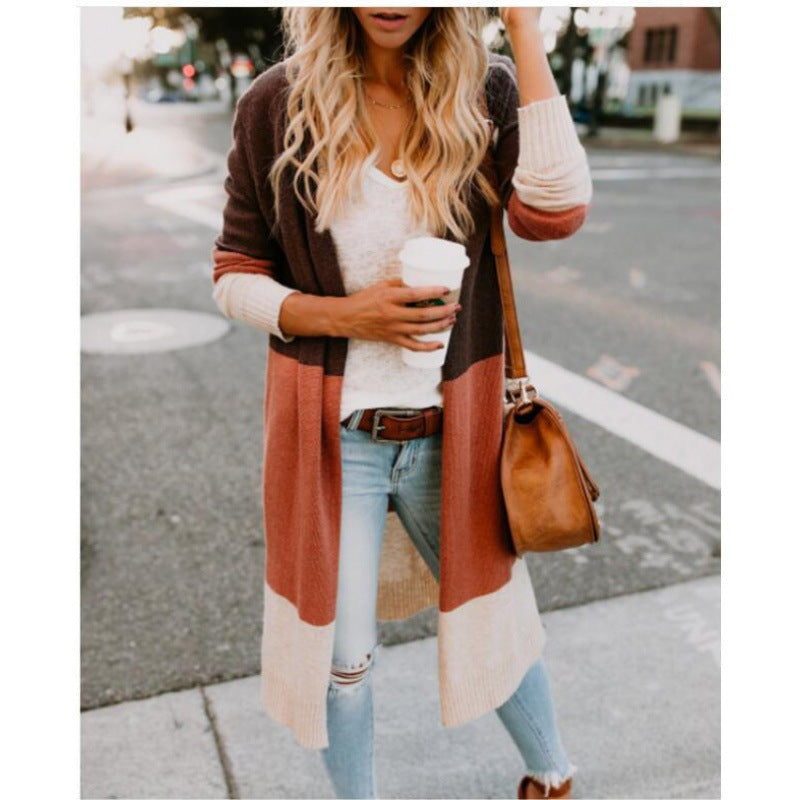 Cardigan en tricot à la mode pour femmes avec des rayures en blocs de couleur Levoire