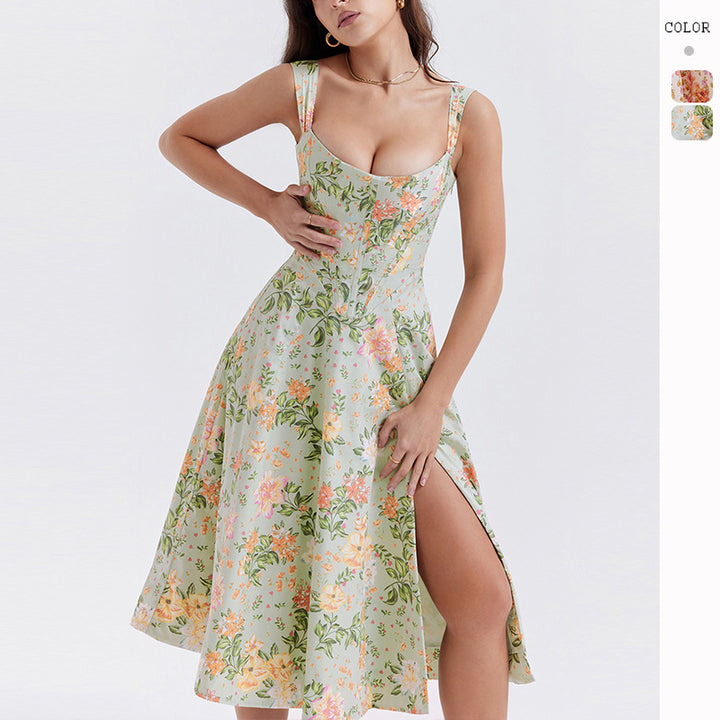 Robe d'été élégante pour femmes avec des accents floraux et de hautes fentes Levoire