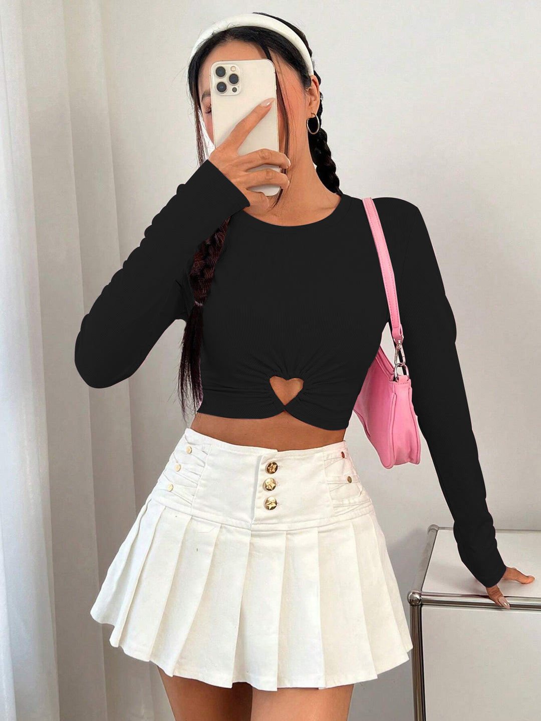 Femme à manches longues cropped avec encolure en cœur et drapé élégant Levoire