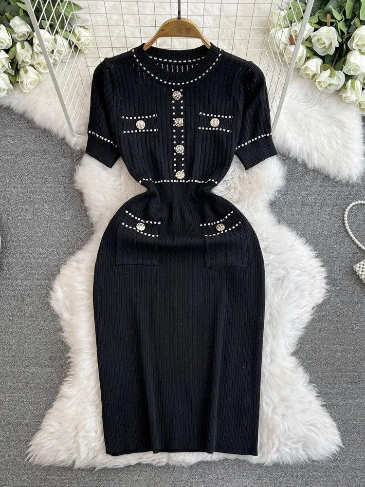 Levoire | Robe à longueur genou ajustée à la taille haute