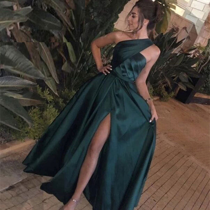 Levoire | Robe de soirée minimaliste à une épaule élégante
