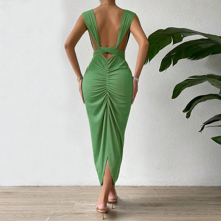 Robe maxi femme avec décolleté en V profond et design élégant à encolure halter Levoire