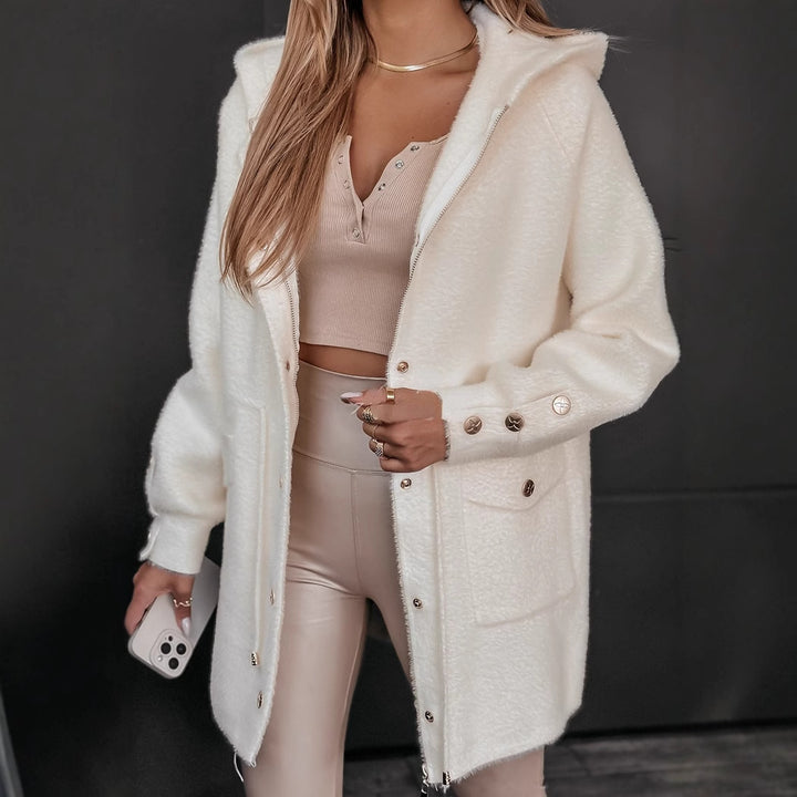 Veste en polaire confortable pour femmes avec capuche et poches pratiques Levoire