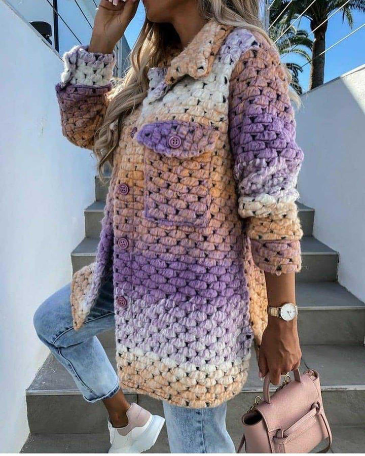 Gilet confortable pour femmes avec un dégradé joyeux et de grandes boutons Levoire